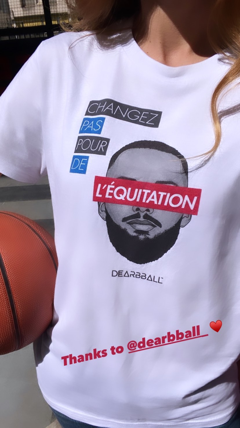 Dearbball_clients_satisfaits_basketball_tshirts_hoodies_sweats_nba_france_coques_telephone_iphones_samsung_evan_fournier_equitation