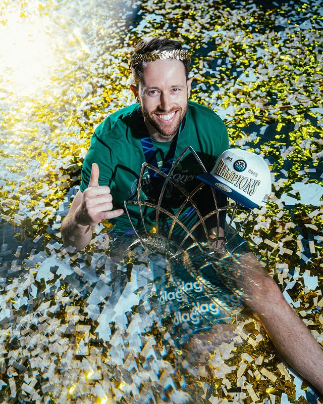 DearBBall Casquette Champions - Basketball Champions League Edition Limitée