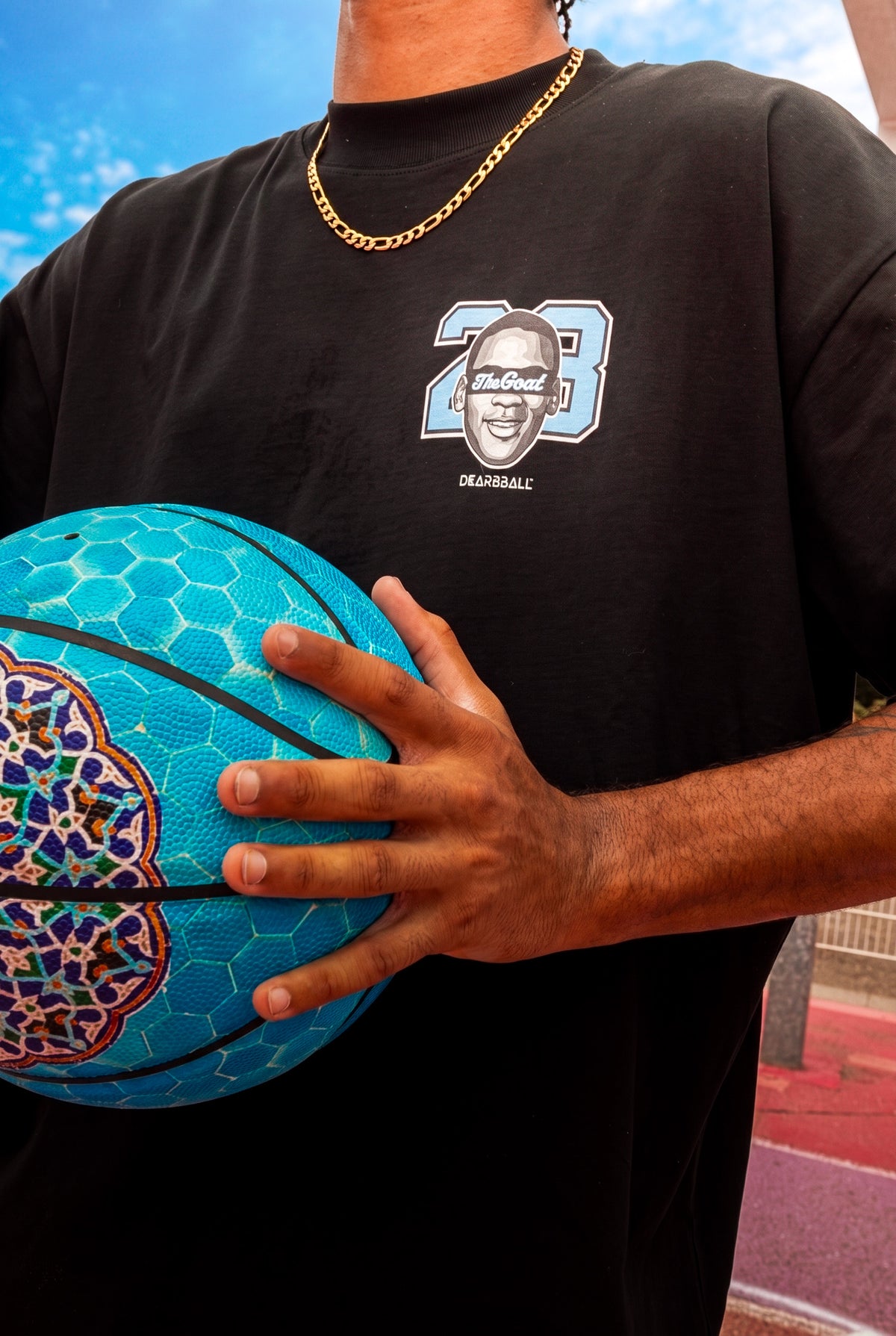 DearBBall T-skjorte, oversized premium – Young GOAT «Words Matter»-utgave med trykk på ryggen